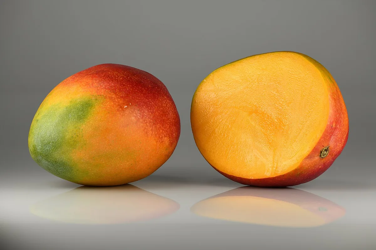 Mangue, fruit tropical associé à la Guadeloupe